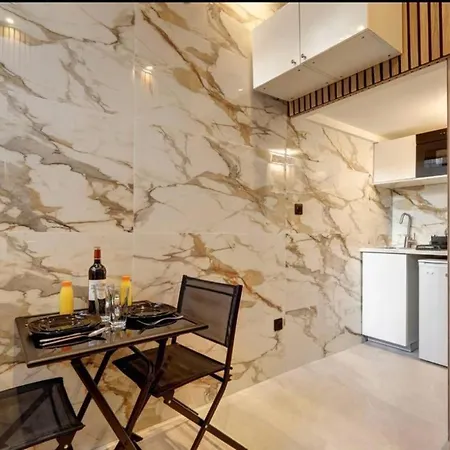 Appartamento Cosy Inside Batignolles - L60